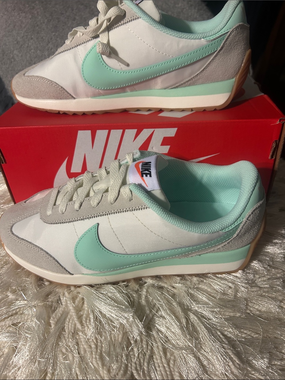 Nike Women’s Retro Runner Sneakers - Mint/White/Taupe